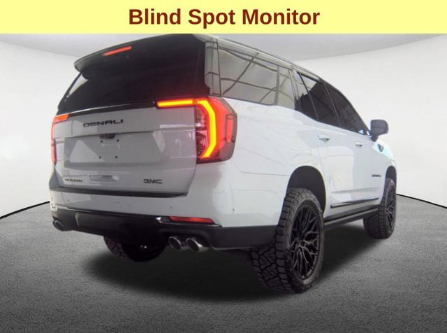 Used 2026 GMC Yukon Denali Ultimate w/ LPO, Illumination Package AWD/4WD image 7