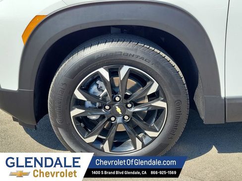Certified 2023 Chevrolet TrailBlazer LT w/ Convenience Package FWD image 18
