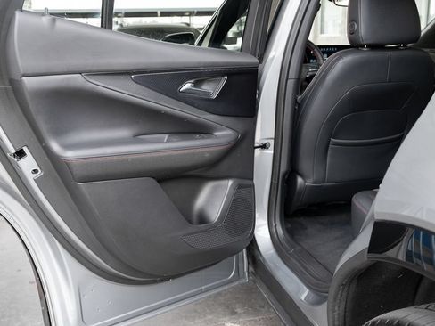 Used 2024 Chevrolet Blazer EV RS RWD image 37