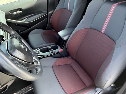 Certified 2024 Toyota Corolla SE w/ SE Premium Package FWD image 28