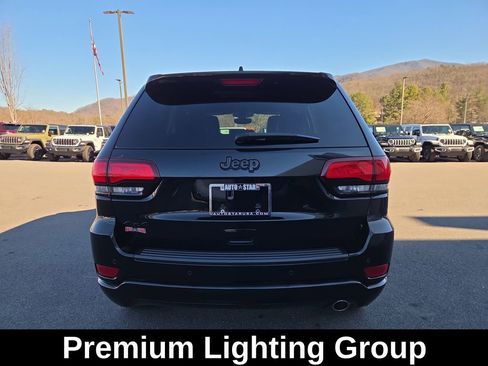 Used 2020 Jeep Grand Cherokee Altitude image 6