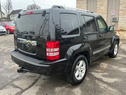 Used 2012 Jeep Liberty Limited image 3
