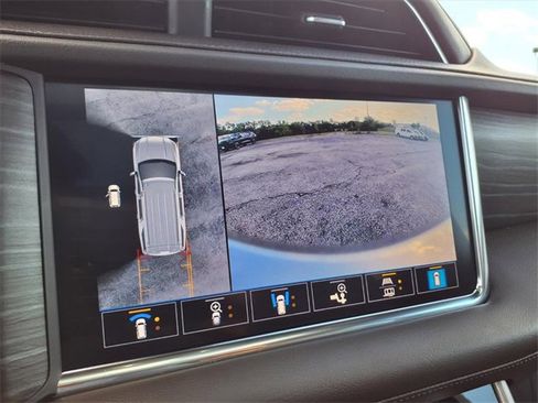 Used 2021 GMC Yukon Denali w/ Denali Premium Package image 67