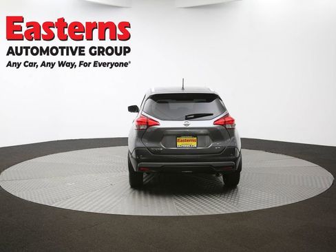 Used 2020 Nissan Kicks SR FWD image 33