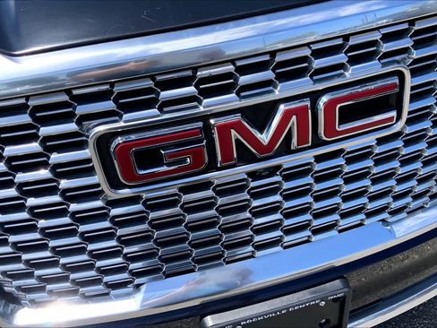 Used 2023 GMC Yukon Denali w/ Max Trailering Package AWD/4WD image 29
