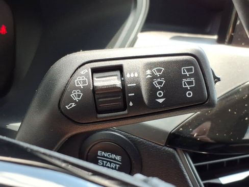 Used 2025 Ford Escape Active w/ Cold Weather Package AWD/4WD image 24