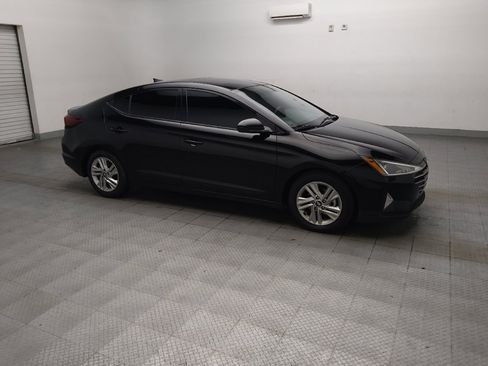 Used 2020 Hyundai Elantra Value Edition w/ Cargo Package (C1) FWD image 11