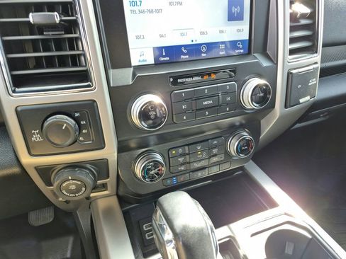 Used 2020 Ford F150 Lariat w/ Equipment Group 502A Luxury image 24