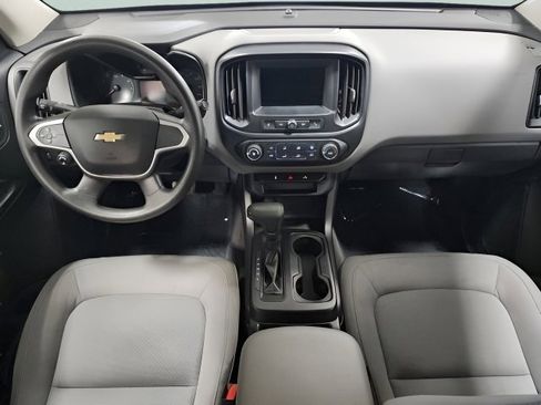 Used 2020 Chevrolet Colorado W/T w/ WT Convenience Package image 2