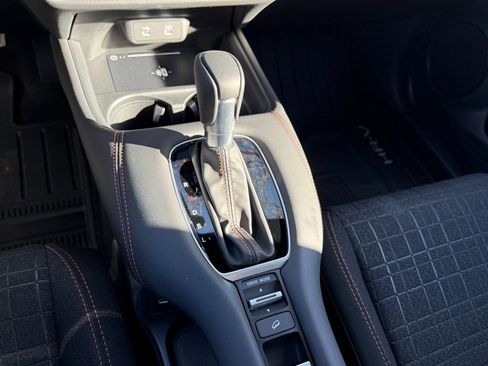 Certified 2026 Honda HR-V Sport image 28