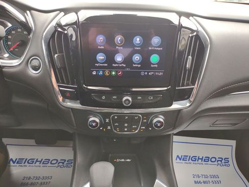 Used 2023 Chevrolet Traverse LT AWD/4WD image 18