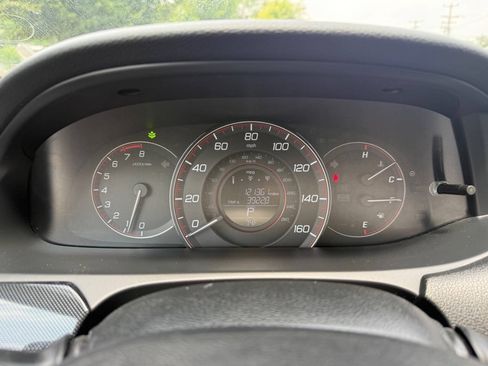 Used 2014 Honda Accord Sport image 10
