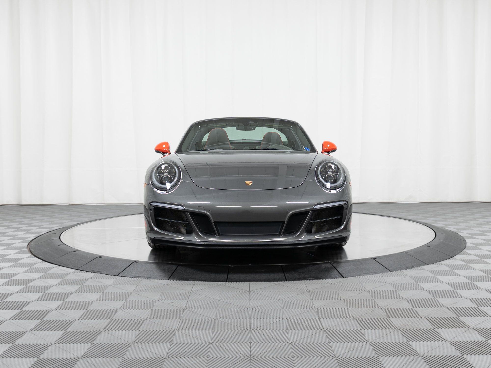 Certified 2018 Porsche 911 Targa 4 GTS AWD/4WD image 10