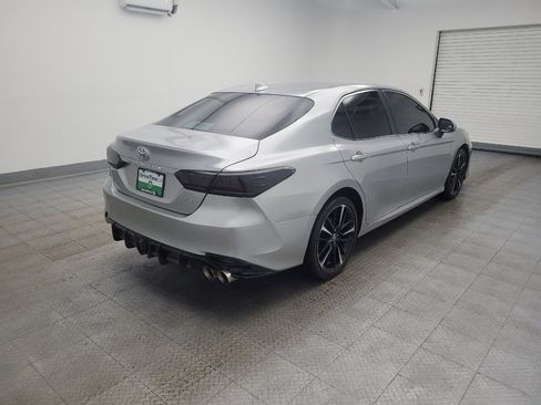 Used 2019 Toyota Camry LE FWD image 9
