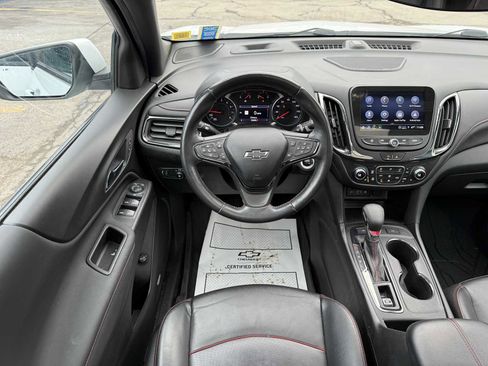 Used 2022 Chevrolet Equinox RS w/ RS Leather Package image 9