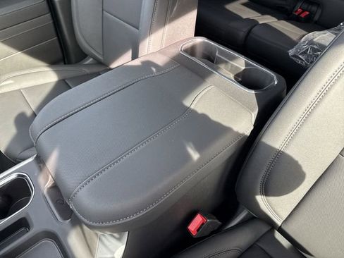 New 2026 GMC Sierra 1500 SLT w/ SLT Premium Package image 21