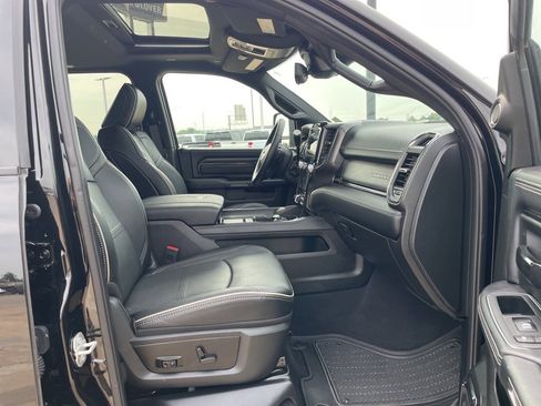 Used 2024 RAM 2500 Limited image 26