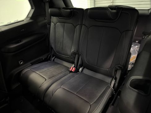 New 2026 Jeep Grand Cherokee L Limited AWD/4WD image 13
