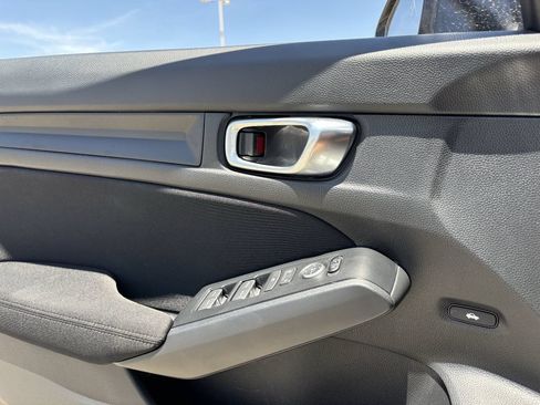 Certified 2025 Honda Civic Sport image 19