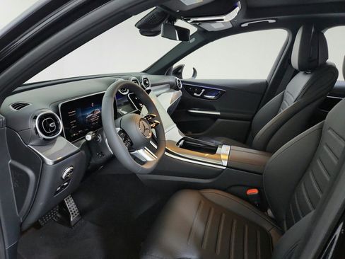Used 2026 Mercedes-Benz GLC 300 image 16
