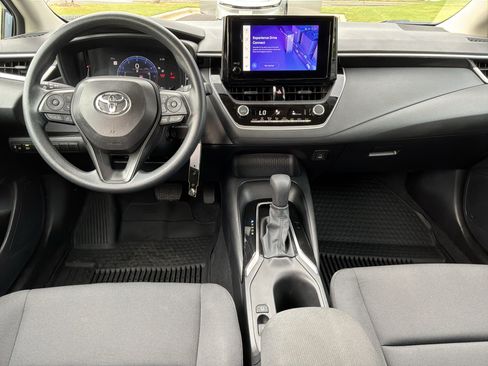 Used 2026 Toyota Corolla LE FWD image 28