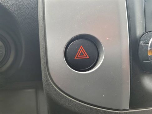 Used 2017 Nissan Frontier SV image 26