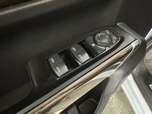 Used 2019 Chevrolet Silverado 1500 RST w/ All-Star Edition AWD/4WD image 10