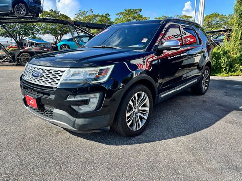Used 2016 Ford Explorer Platinum AWD/4WD image 7