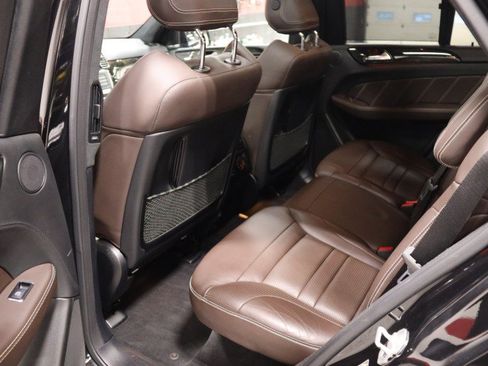 Used 2017 Mercedes-Benz GLE 63 AMG 4MATIC image 40