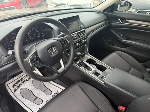 Used 2018 Honda Accord LX image 11