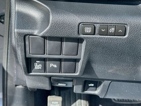 Used 2014 Lexus IS 250 w/ Navigation Package RWD image 10
