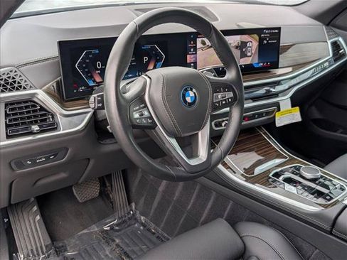 Used 2026 BMW X5 xDrive50e w/ Parking Assistance Package AWD/4WD image 10