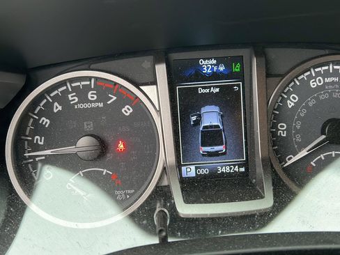 Used 2023 Toyota Tacoma SR5 image 11