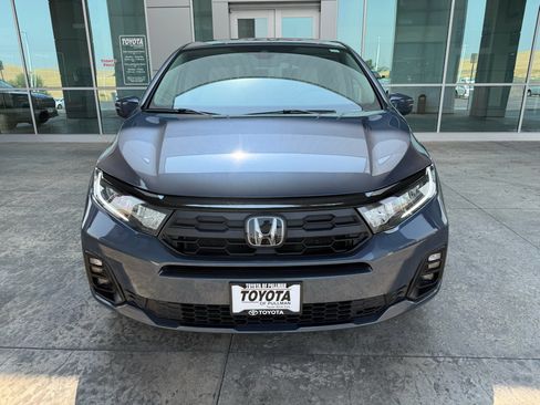 Used 2025 Honda Odyssey EX-L image 3