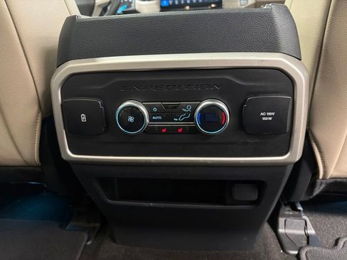 Certified 2023 Ford Expedition Limited AWD/4WD image 11