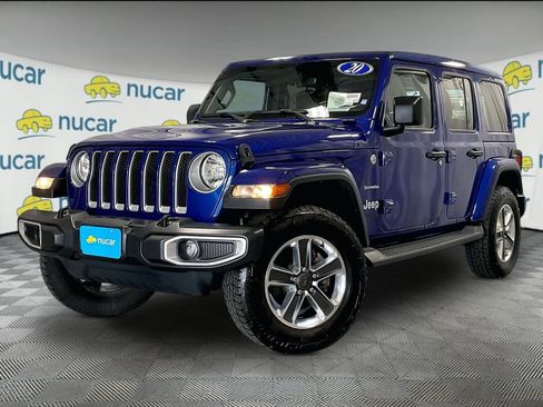 Used 2020 Jeep Wrangler Unlimited Sahara AWD/4WD image 3