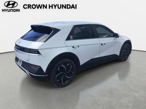 Used 2023 Hyundai Ioniq 5 SEL w/ Cargo Package AWD/4WD image 4