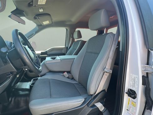 Used 2019 Ford F150 XL w/ Equipment Group 101A Mid AWD/4WD image 17