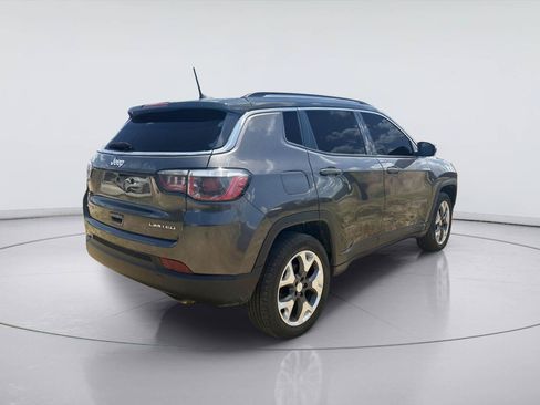 Used 2019 Jeep Compass Limited AWD/4WD image 3