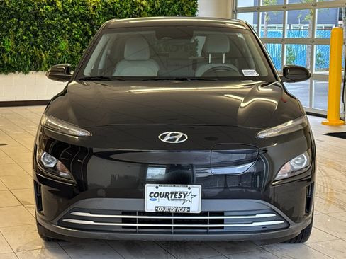 Used 2023 Hyundai Kona SE image 9