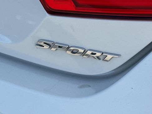 Used 2020 Honda Accord Sport image 25