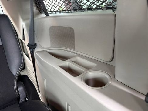 Used 2020 Dodge Grand Caravan SXT FWD image 34