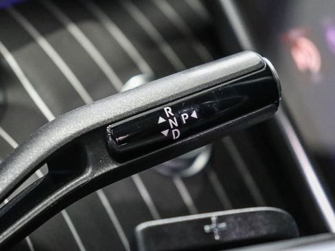 Used 2023 Mercedes-Benz C 300 Sedan image 20