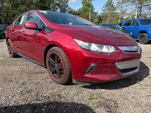 Used 2019 Chevrolet Volt LT FWD image 3