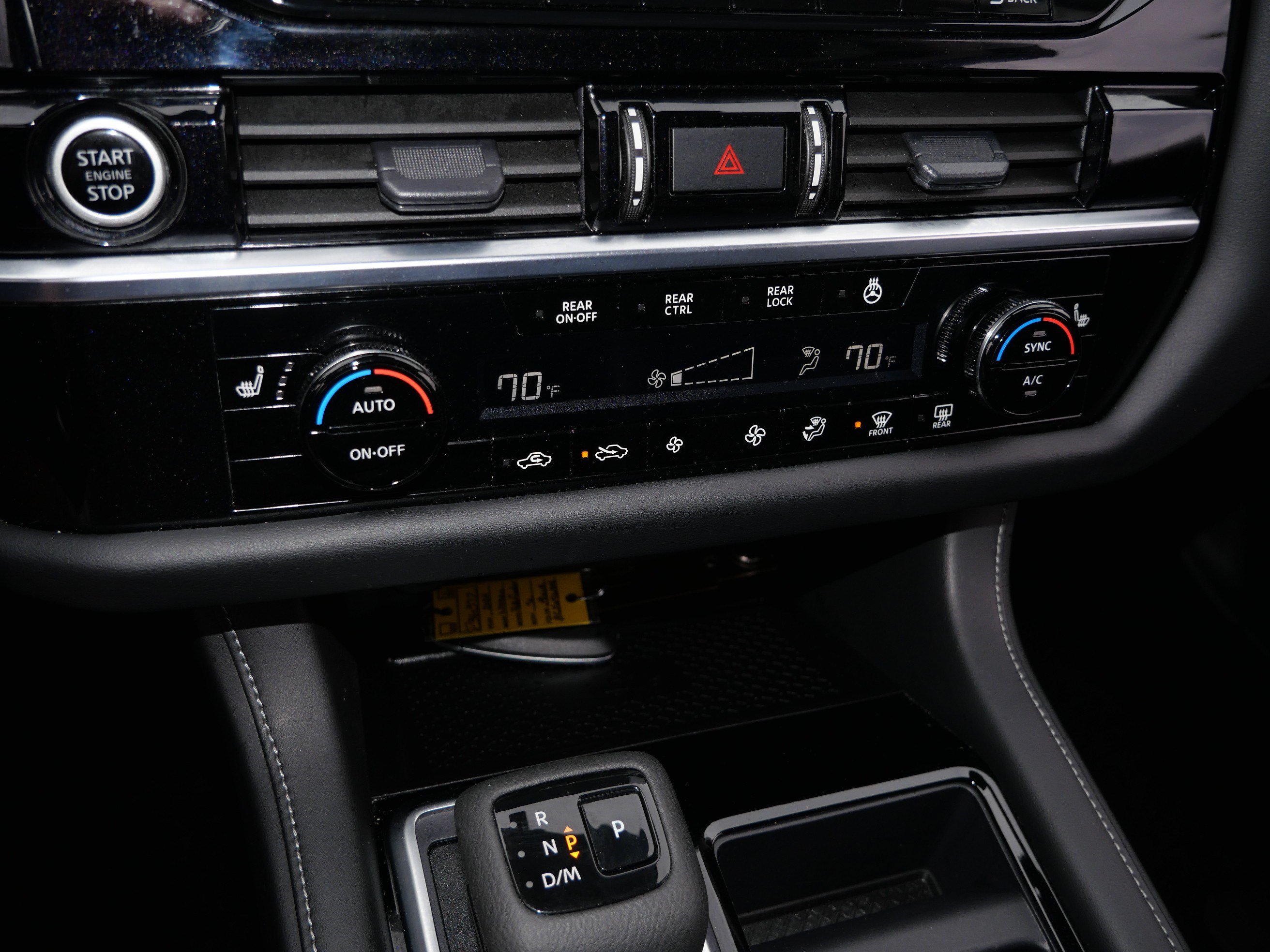 Used 2024 Nissan Pathfinder SL w/ SL Premium Package AWD/4WD image 23