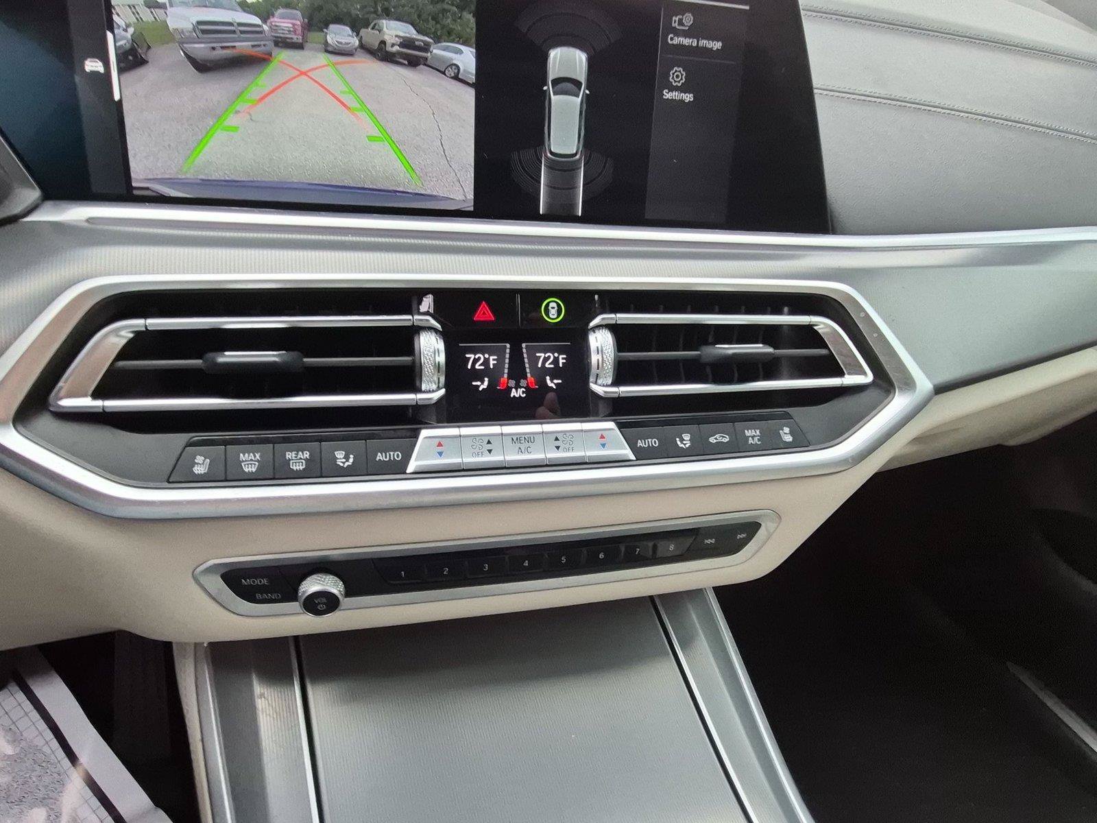 Used 2023 BMW X5 xDrive40i w/ Luxury Seating Package AWD/4WD image 22