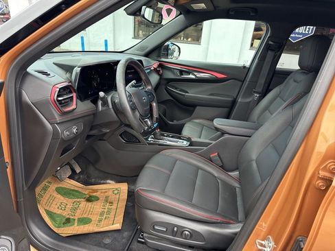 Used 2024 Chevrolet TrailBlazer RS w/ Convenience Package image 17