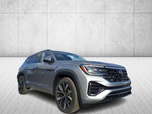 New 2026 Volkswagen Atlas SEL Premium R-Line image 7