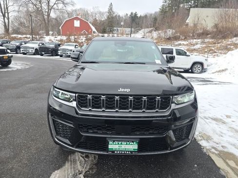New 2026 Jeep Grand Cherokee L Limited image 2