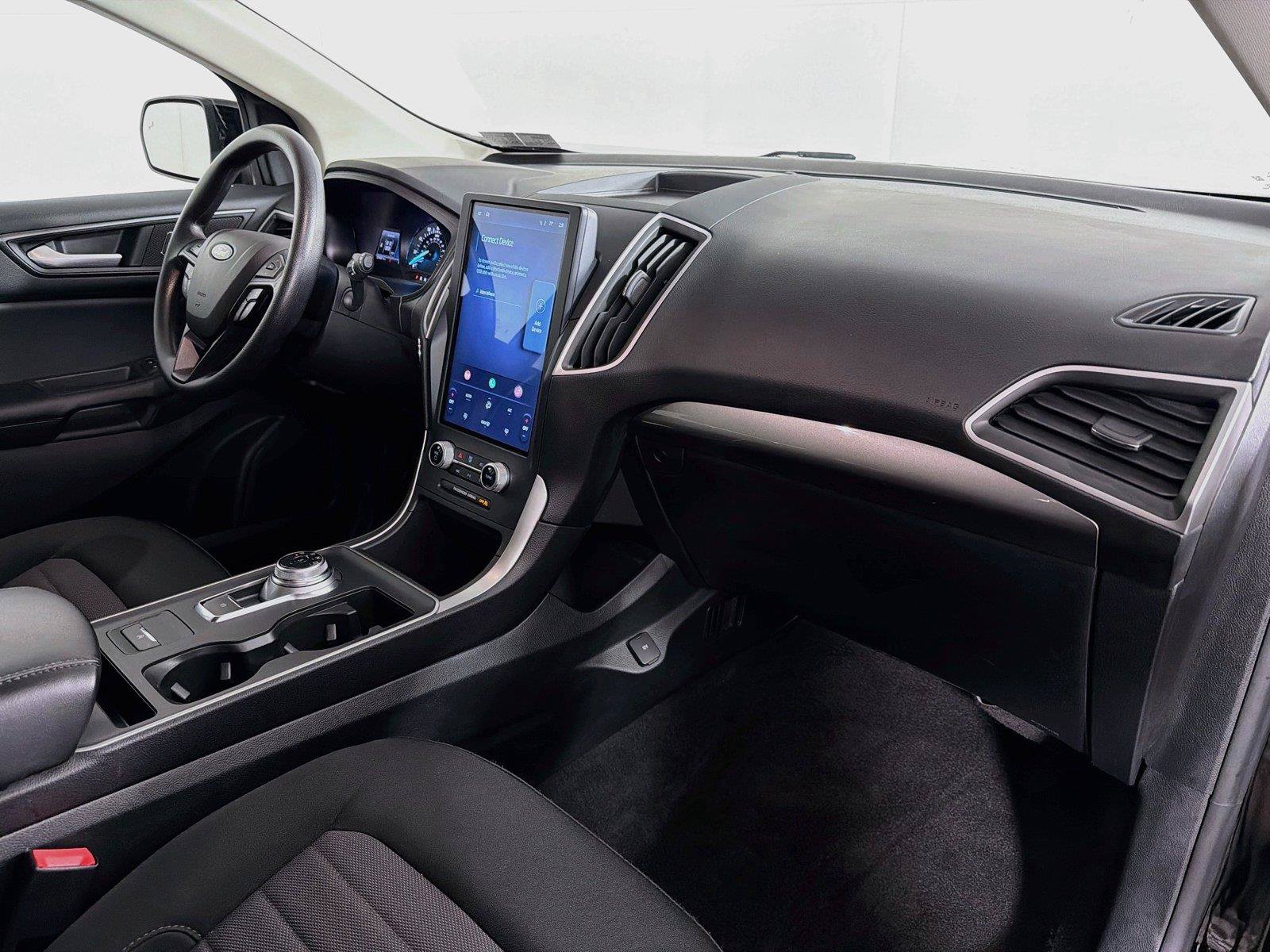 Used 2023 Ford Edge SE w/ Black Appearance Package AWD/4WD image 30